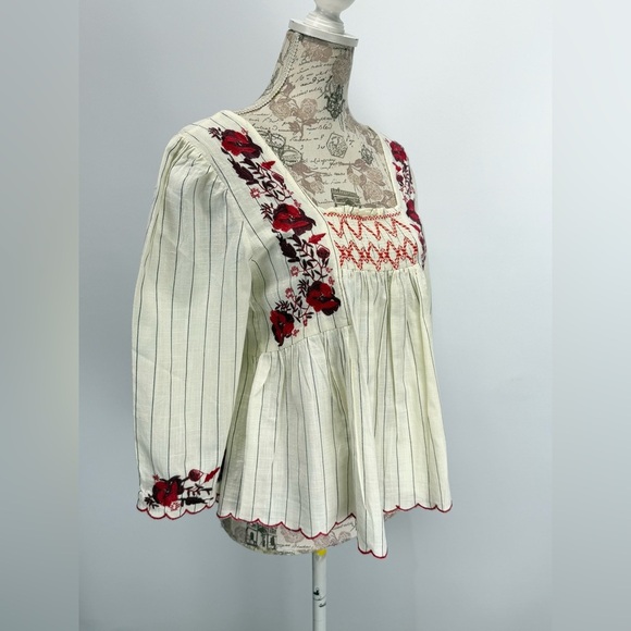 BBWM Cream and Red Embroidered Blouse with Flutter Sleeves size S - Picture 6 of 12